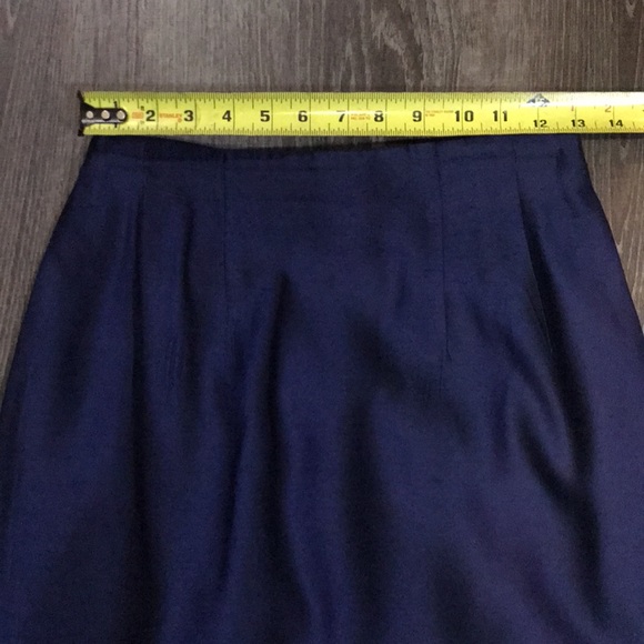 Vintage formal skirt suit - Picture 8 of 13